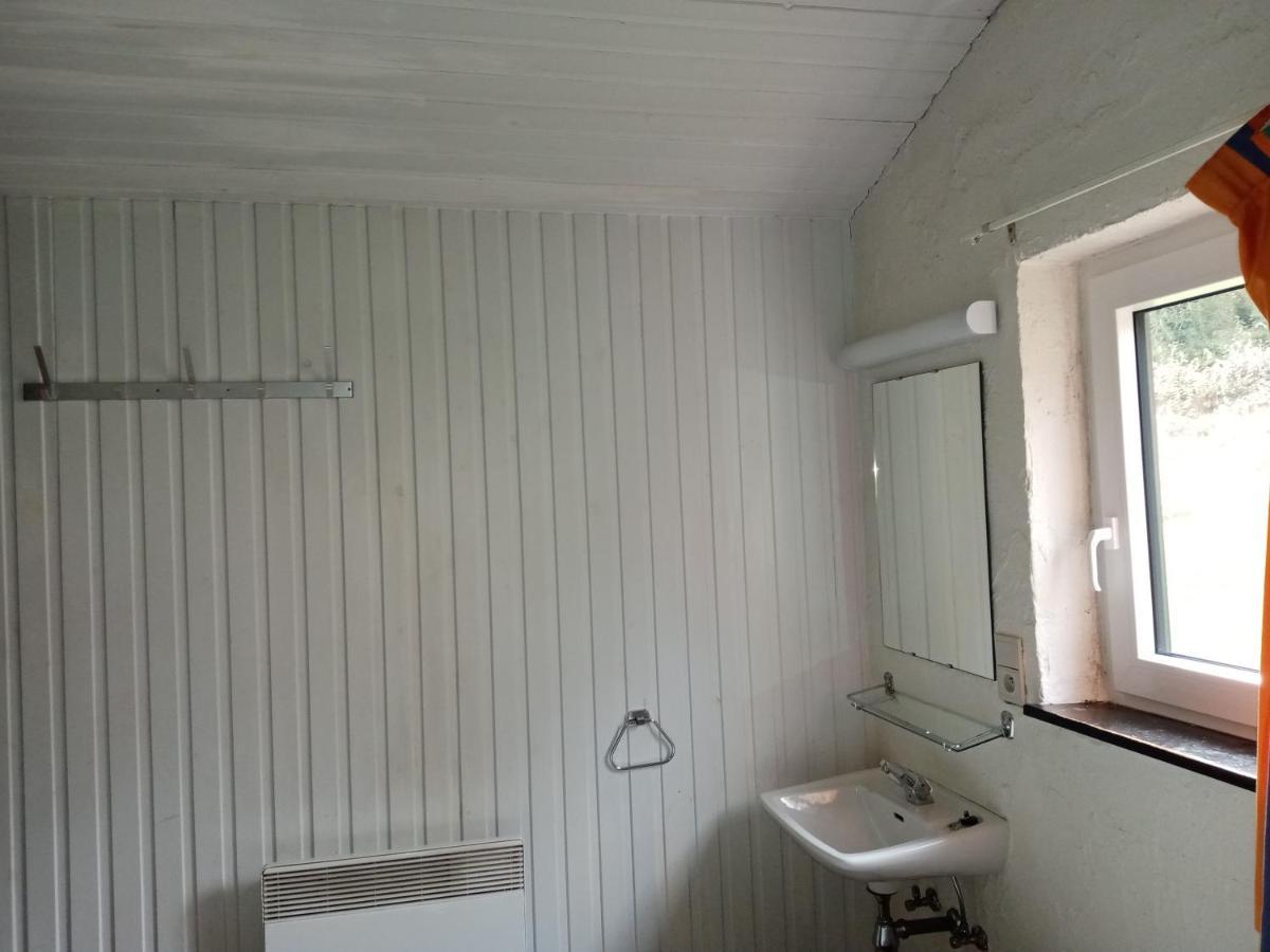 Le Repaire Des Belettes Vallee De Rabais Virton Exterior photo